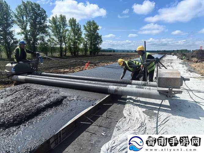 黑土坐大钢筋：守护耕地-保障粮食安全