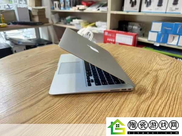 1819macbookairHDoro
