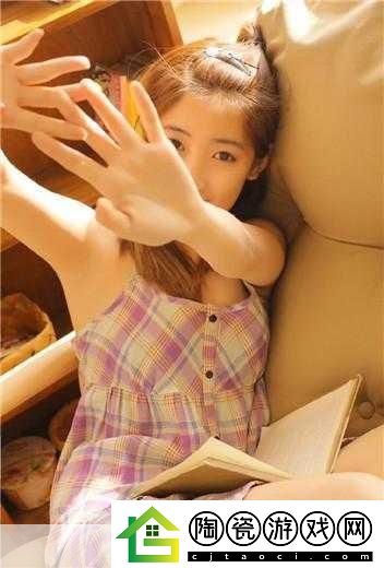 草莓香蕉榴莲9w97w乳液lisa吸引眼球的作品
