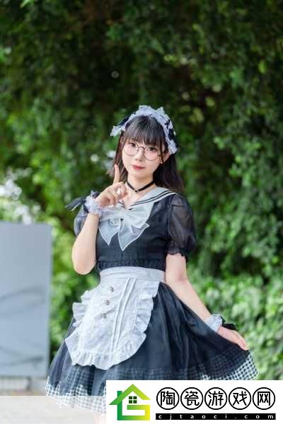 独家揭秘Miyuko黑丝女仆COS惊艳亮相-手游界再掀二次元狂潮！