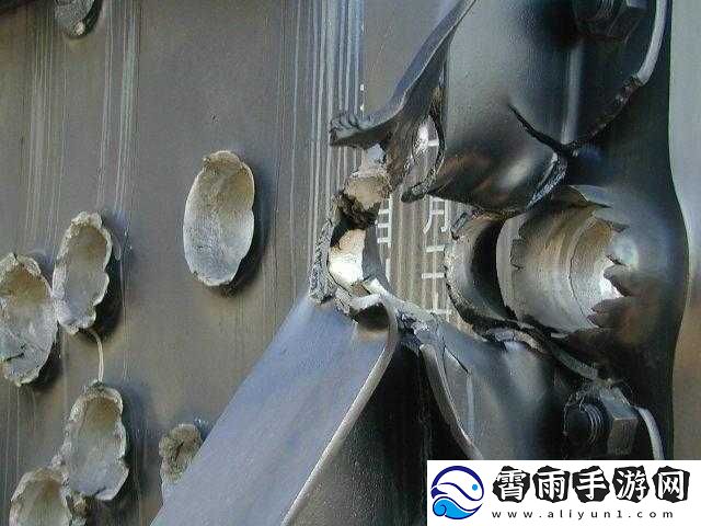 变形坦克2：尾翼稳定脱壳穿甲蛋强度深度解析