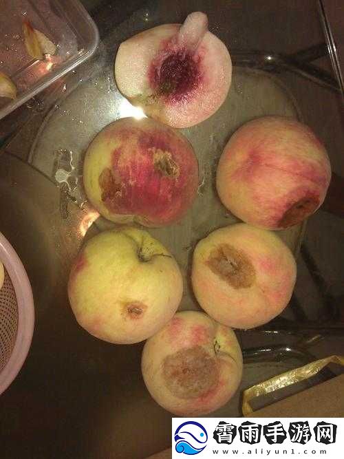我水蜜桃里面都是黏黏的