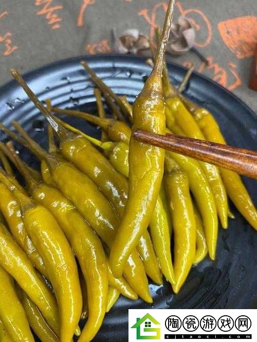 成品大香伊煮：调味佳品小辣椒：增添风味
