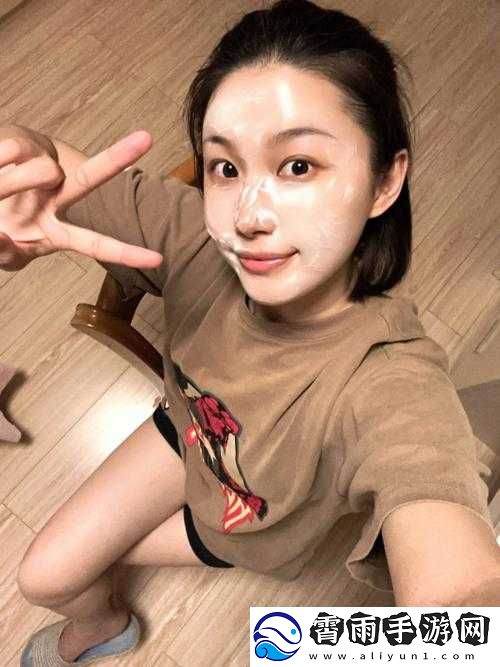 一边下奶一吃敷面膜