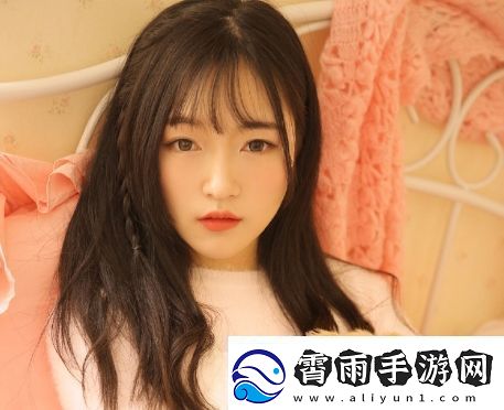 青青河边草中文字幕MV勾起回忆友：旋律经典令人动容！