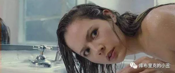 娇小vs性爽HD：观众热议热衷-看后让人感到意犹未尽的视觉盛宴