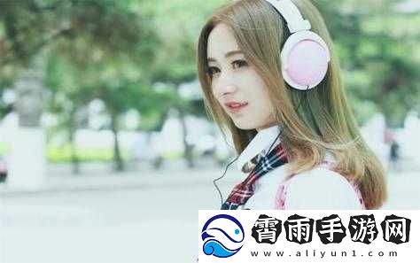 一面亲上边一面膜下边