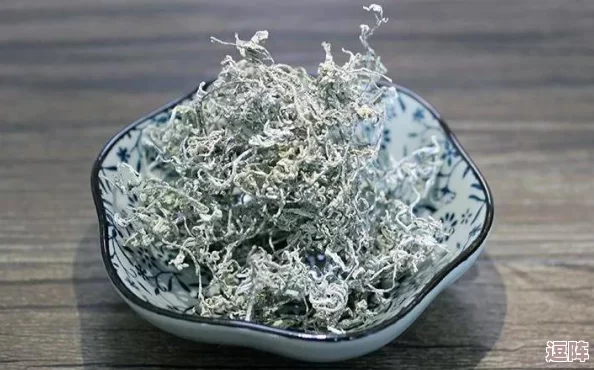这瓶红酒是给你下面喝的信白